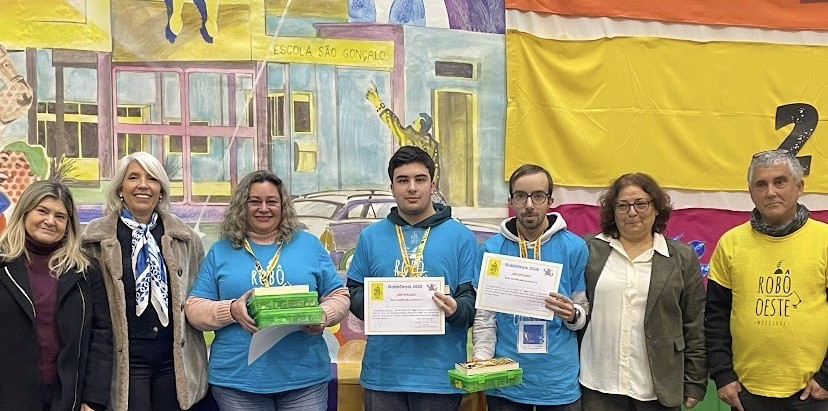 Alunos do Clube Ciência Viva conquistam 1.º lugar no RobôOeste